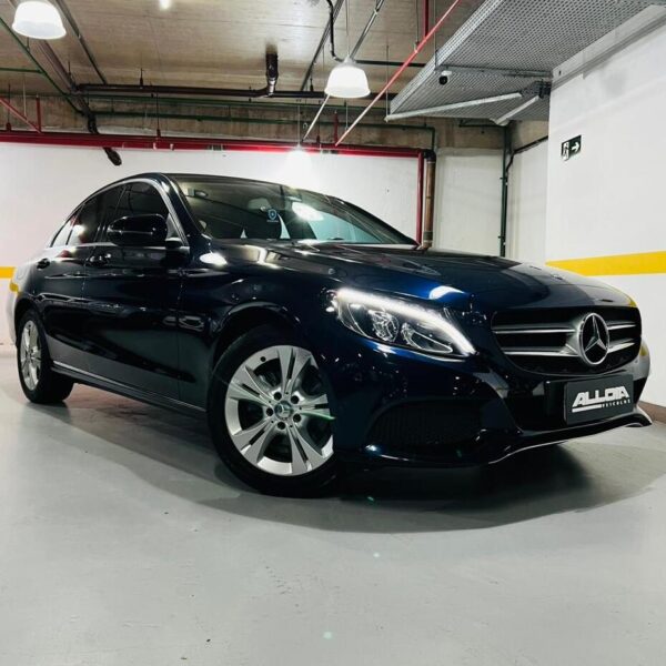 MERCEDES C180 1.6TURBO FLEX AVANTGARDE AUT - 2018/2018 com 69.700KM