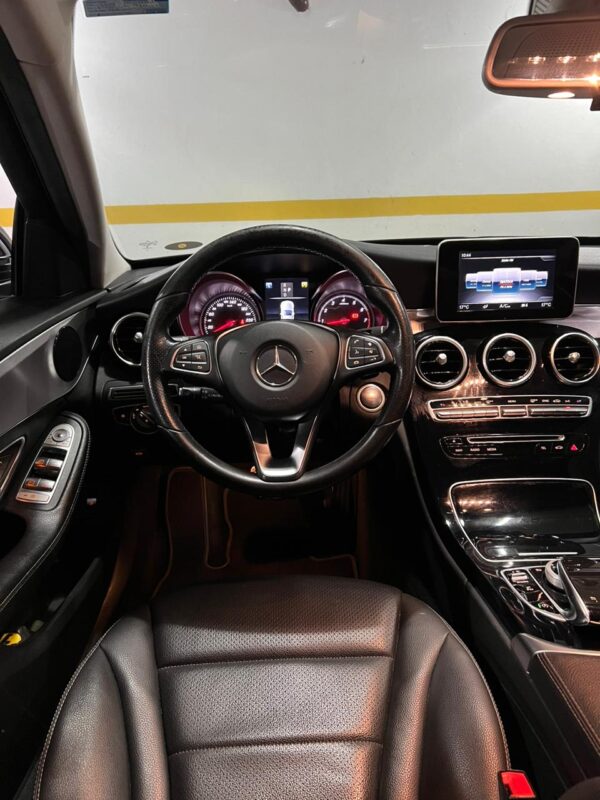 MERCEDES C180 1.6TURBO FLEX AVANTGARDE AUT - 2018/2018 com 69.700KM - Image 9