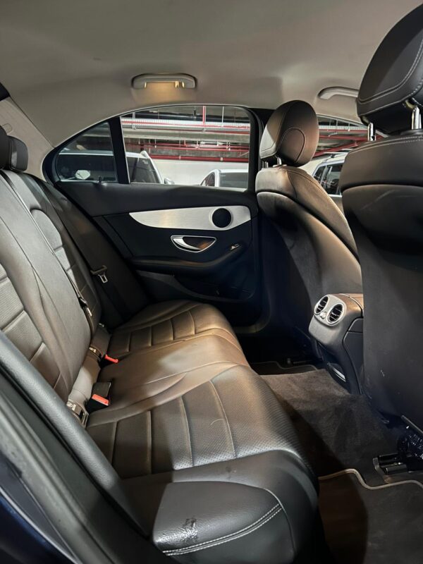 MERCEDES C180 1.6TURBO FLEX AVANTGARDE AUT - 2018/2018 com 69.700KM - Image 13