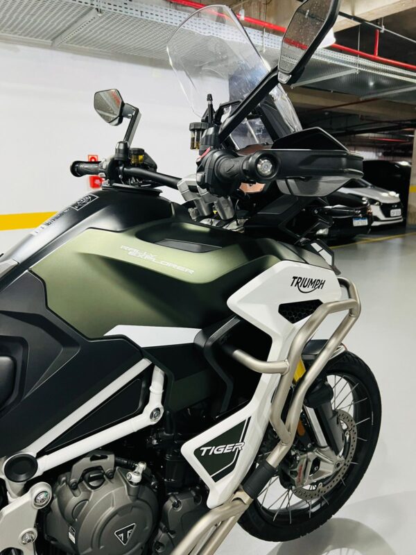 TRIUMPH TIGER 1200 RALLY EXPLORER - 2022/2022 com apenas 4.300KM - Image 10