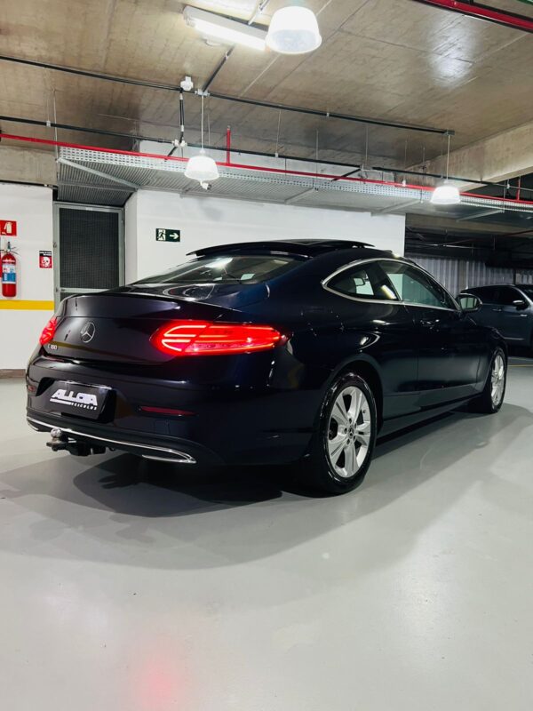 MERCEDES C180 COUPÉ AVANT. 1.6TB 9G-TRONIC 2017/2018 com 96.000KM - Image 5