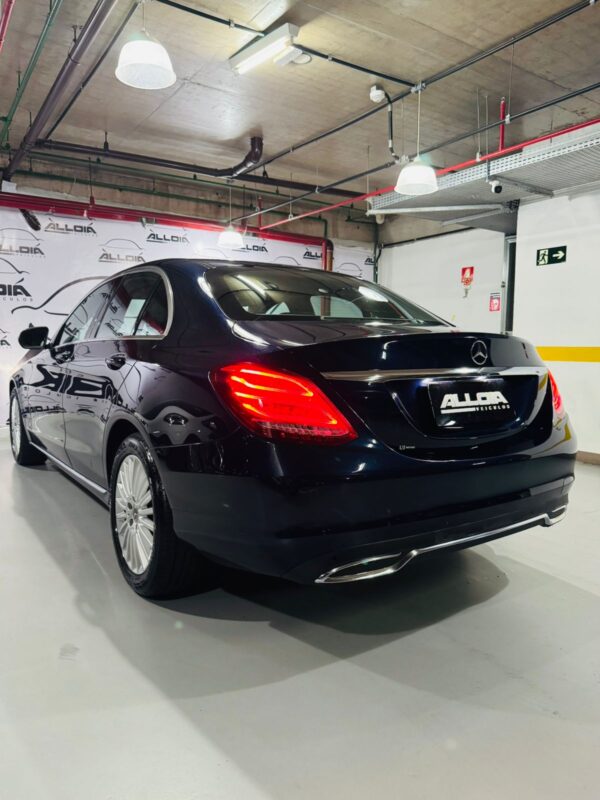 MERCEDES C180 EXCLUSIVE 1.6TURBO FLEX AUT - 2018/2018 com 96.000KM - Image 4