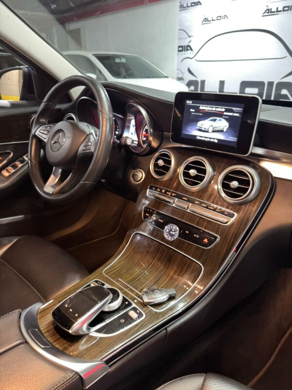 MERCEDES C180 EXCLUSIVE 1.6TURBO FLEX AUT - 2018/2018 com 96.000KM - Image 11