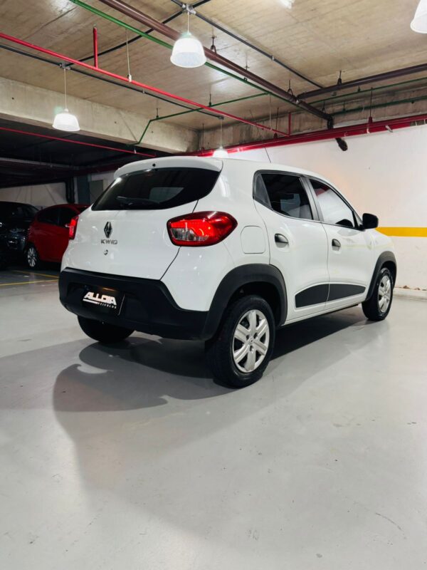 RENAULT KWID ZEN 1.0FLEX - 2021/2022 com 54.400KM - Image 5