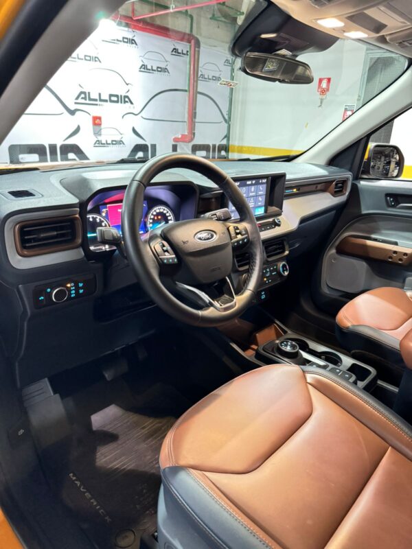 FORD MAVERICK LARIAT FX4 2.0TURBO AUT - 2023/2023 com 48.900KM - Image 9