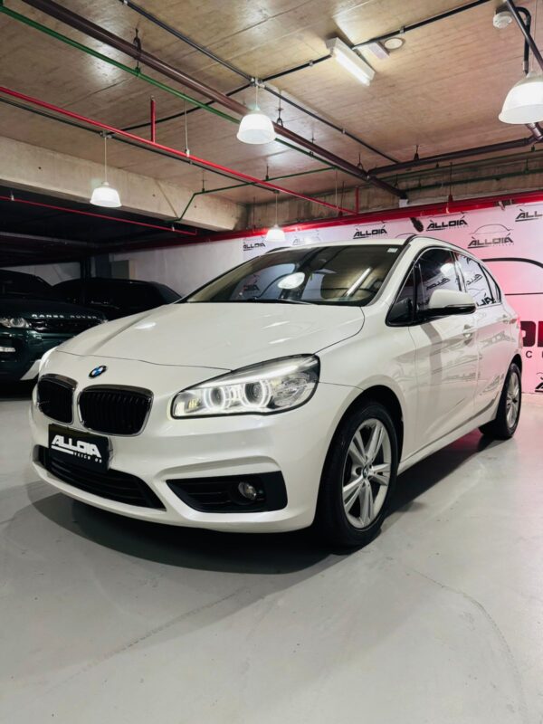 BMW 220i CAT ACTIVE FLEX 2.0TURBO AUTOMÁTICO - 2016/2017 com 75.000KM - Image 3