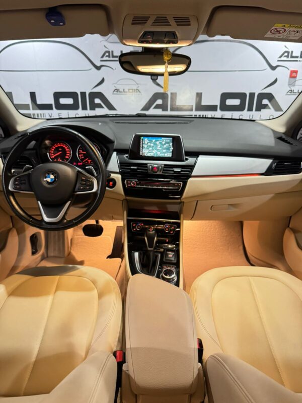 BMW 220i CAT ACTIVE FLEX 2.0TURBO AUTOMÁTICO - 2016/2017 com 75.000KM - Image 7