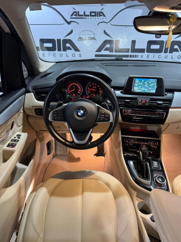 BMW 220i CAT ACTIVE FLEX 2.0TURBO AUTOMÁTICO - 2016/2017 com 75.000KM - Image 8