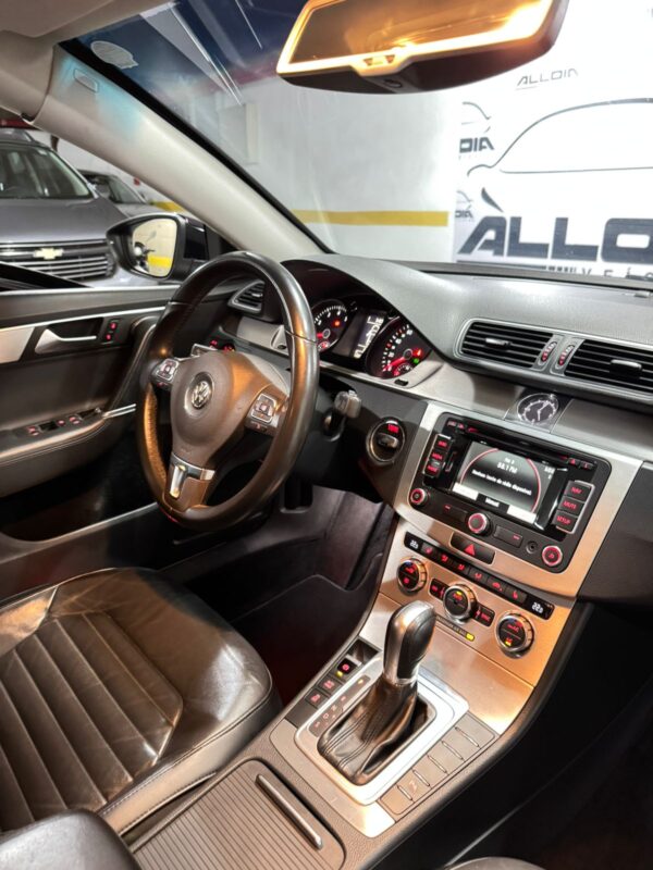 VW PASSAT 2.0TSI AUTOMÁTICO - *BLINDADO NIVEL III-A* - 2014/2015 com 145.000KM - Image 7