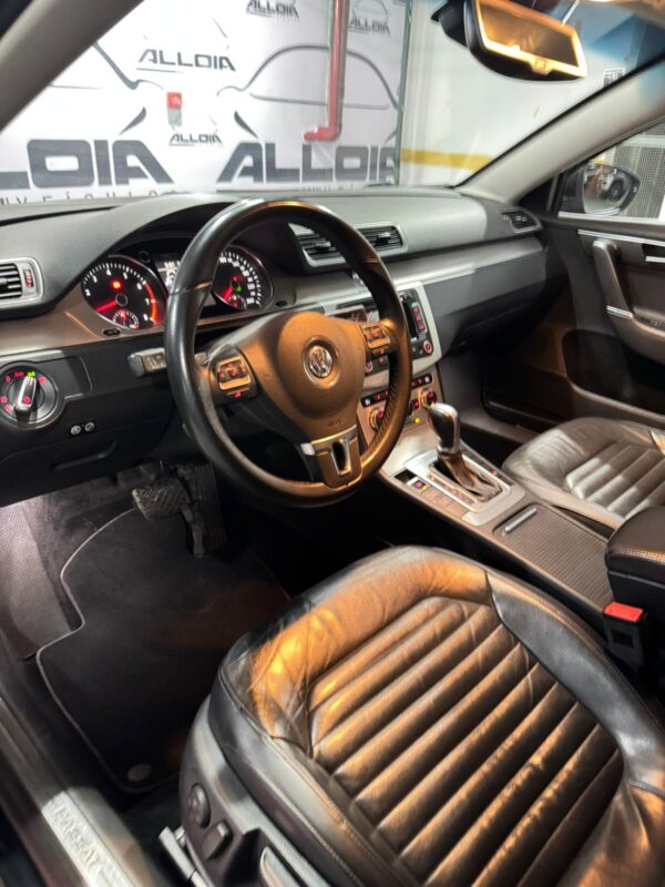 VW PASSAT 2.0TSI AUTOMÁTICO - *BLINDADO NIVEL III-A* - 2014/2015 com 145.000KM - Image 10