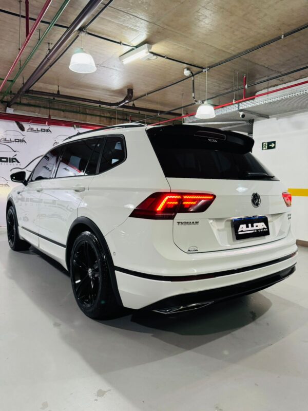 VW TIGUAN ALLSPACE R-LINE 2.0 350TSI AUT 07 LUGARES *BLINDADO NÍVEL IIIA* - 2021/2021 com 56.000KM - Image 4