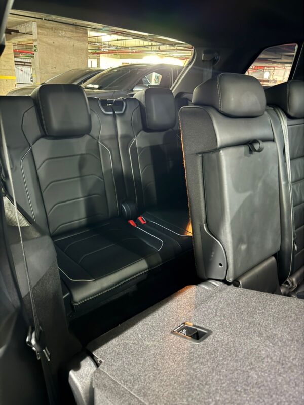 VW TIGUAN ALLSPACE R-LINE 2.0 350TSI AUT 07 LUGARES *BLINDADO NÍVEL IIIA* - 2021/2021 com 56.000KM - Image 13