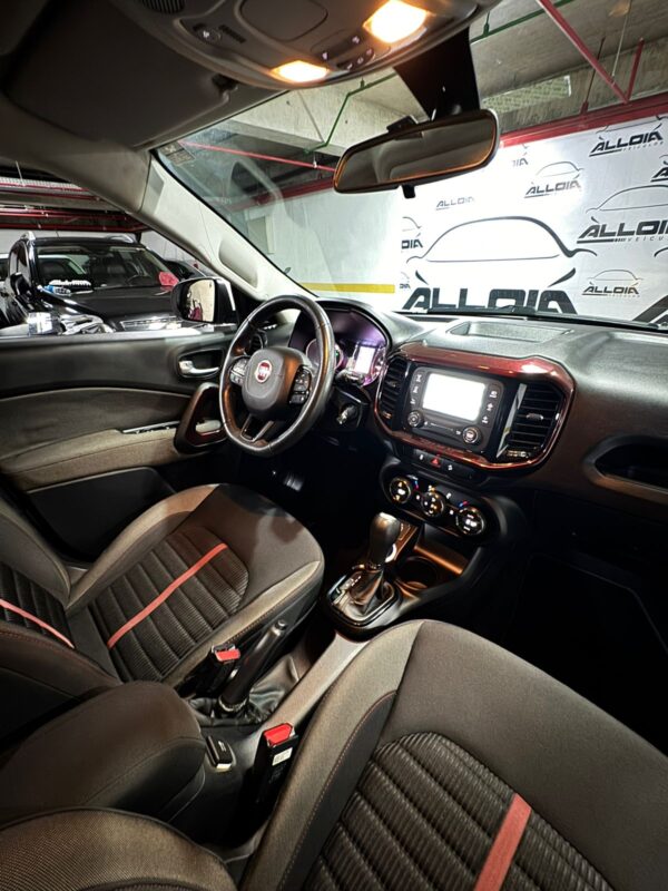 FIAT TORO FREEDOM 2.0TURBO DIESEL 4X4 AUT - 2019/2019 com 97.000KM - Image 8