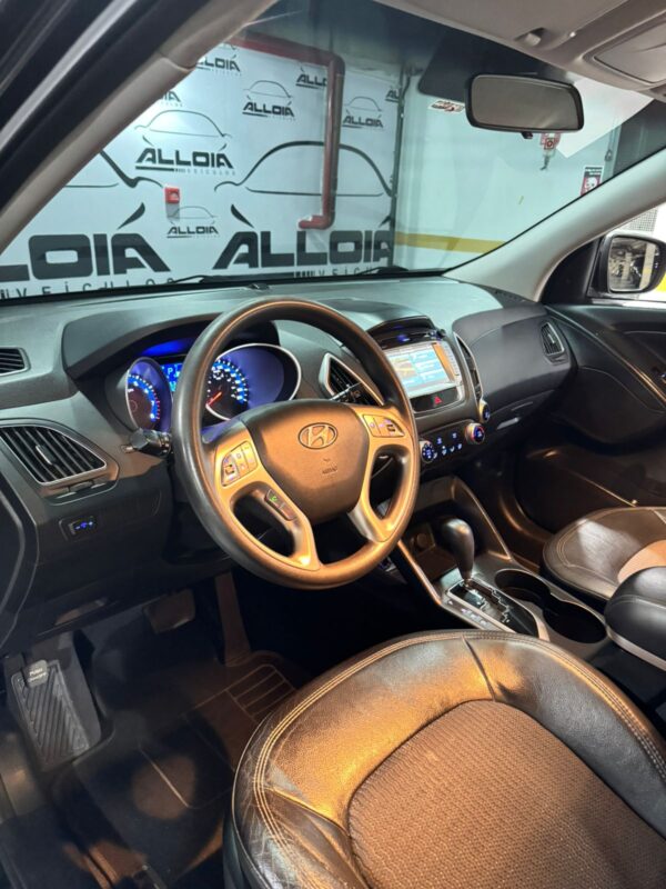 HYUNDAI IX35 GLS 2.0FLEX AUTOMÁTICO - 2014/2015 com apenas 77.200KM - Image 9