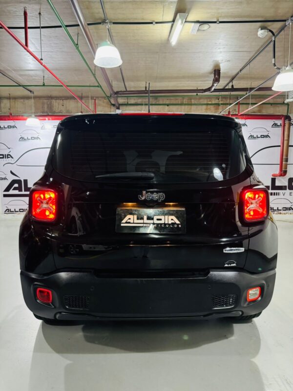 JEEP RENEGADE LONGITUDE 1.8FLEX AUT - 2015/2016 com 109.000KM - Image 5