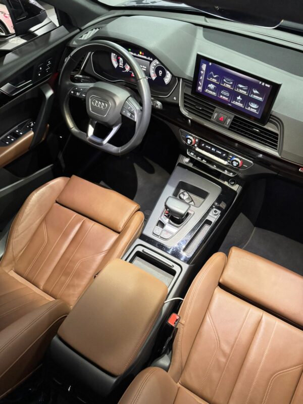 AUDI Q5 SPORTBACK S-LINE BLACK 2.0TFSI QUATTRO S-TRONIC AUT (BLINDADO NÍVEL III-A) - 2021/2022 com 43.500KM - Image 10
