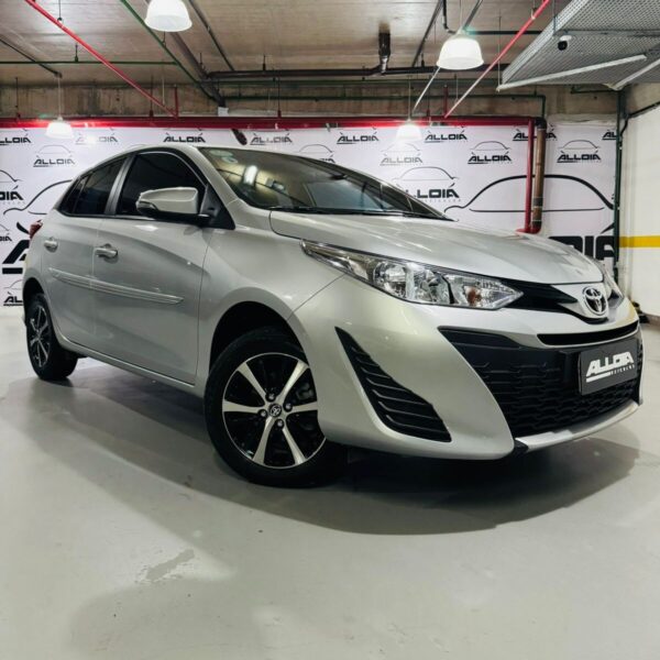TOYOTA YARIS HATCH XL LIVE 1.3FLEX AUTOMÁTICO - 2020/2021 com 28.200KM