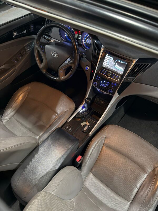 HYUNDAI SONATA 2.4 16V AUTOMÁTICO - 2012/2013 com 129.000KM - Image 11