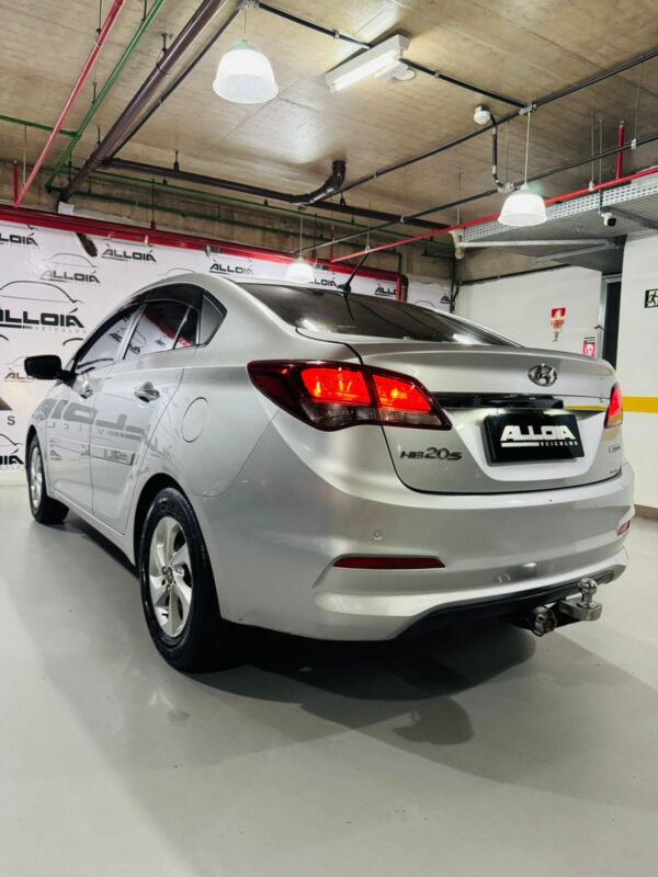 HYUNDAI HB20S PREMIUM 1.6FLEX AUTOMÁTICO - 2016/2016 com 112.000KM - Image 4