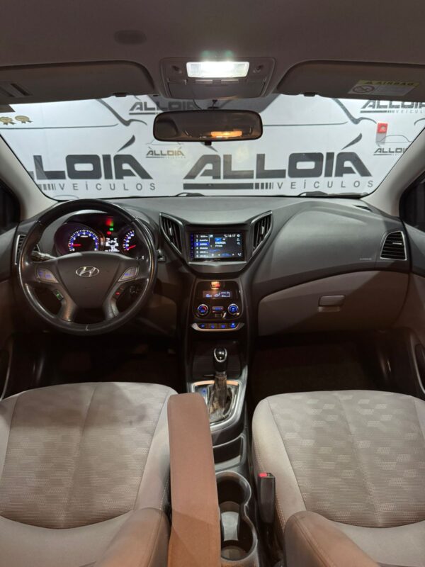 HYUNDAI HB20S PREMIUM 1.6FLEX AUTOMÁTICO - 2016/2016 com 112.000KM - Image 7