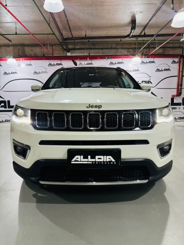 JEEP COMPASS LIMITED 2.0FLEX AUT *BLINDADO NÍVEL III-A* - 2017/2018 com apenas 64.000KM - Image 2