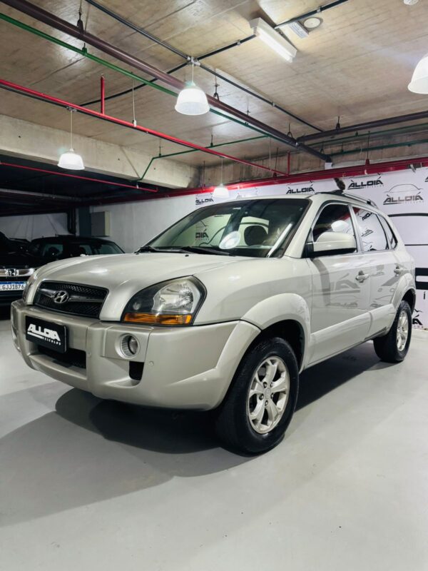 HYUNDAI TUCSON GLS 2.0 AUTOMÁTICA - 2011/2012 com 180.000KM - Image 3