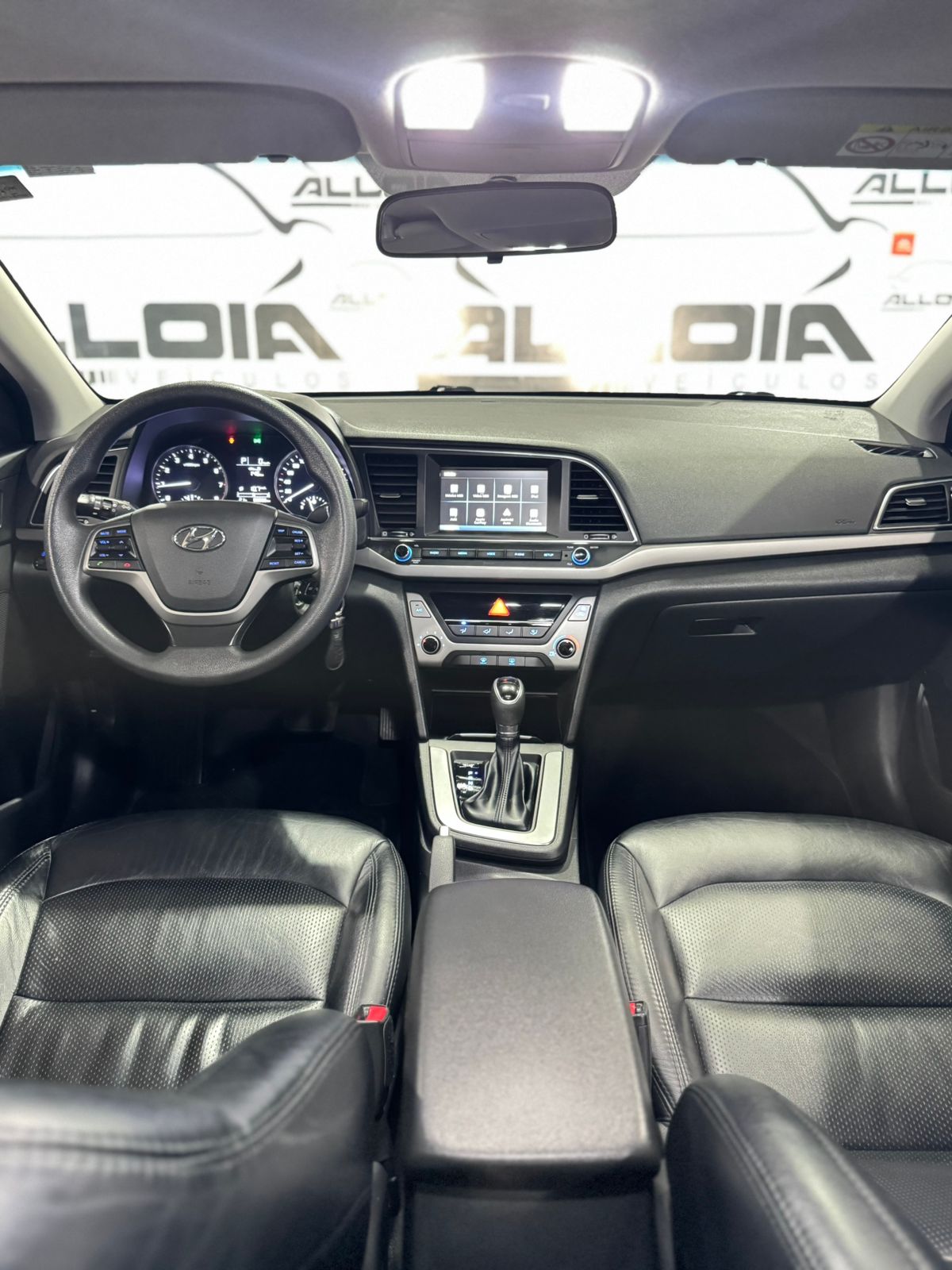 HYUNDAI ELANTRA 2.0FLEX AUTOMÁTICO - 2017/2018 com 69.000KM - Image 7