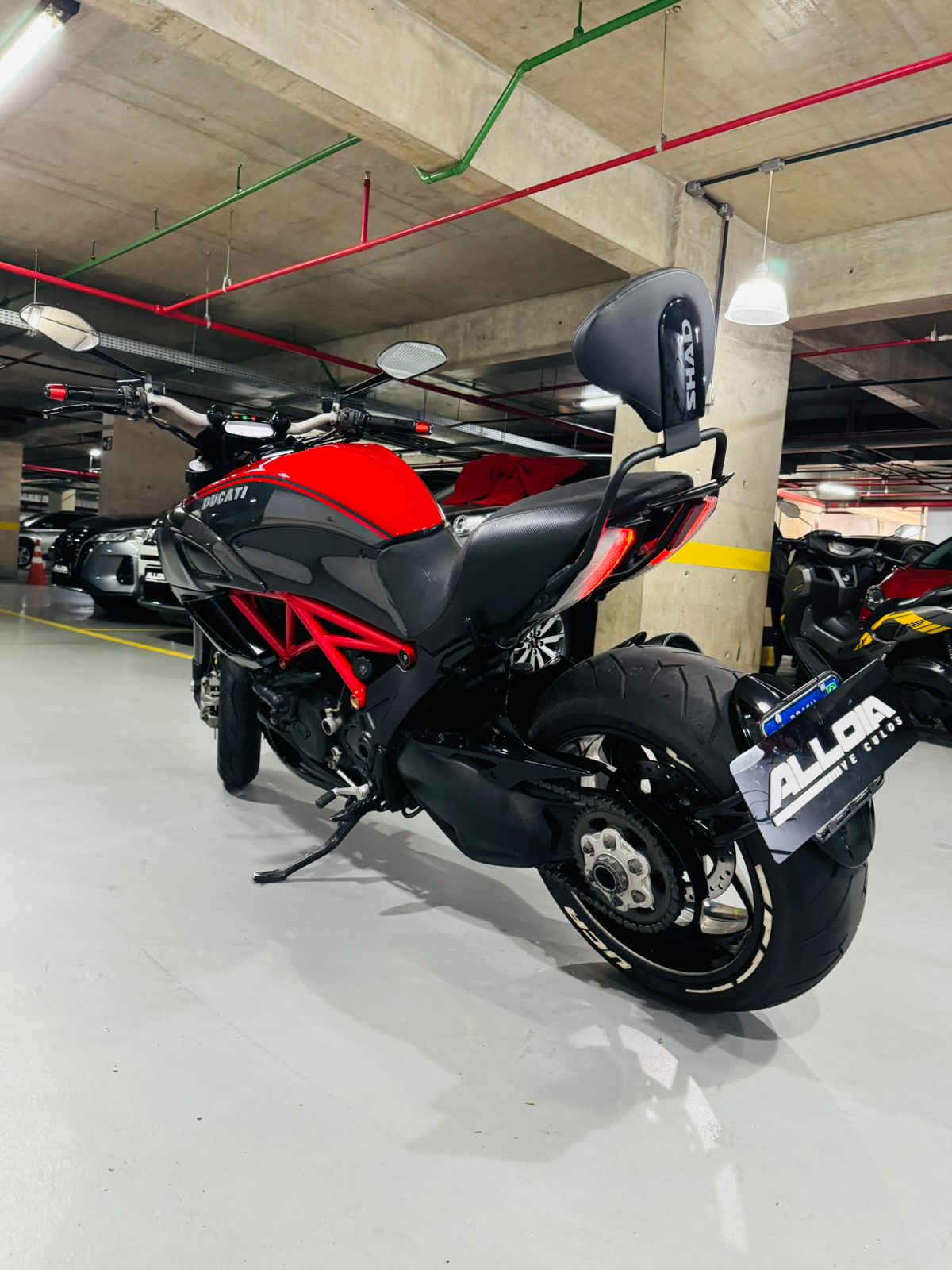 DUCATI DIAVEL 1198 CARBON ABS - 2012/2012 com apenas 22.200KM - Image 6