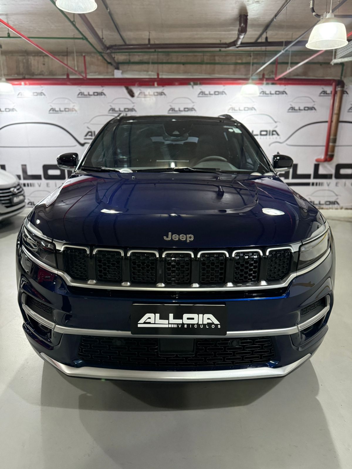 JEEP COMMANDER OVERLAND 1.3TURBO FLEX T270 AUT *BLINDADO NÍVEL III-A* - 2022/2022 com apenas 22.000KM - Image 2