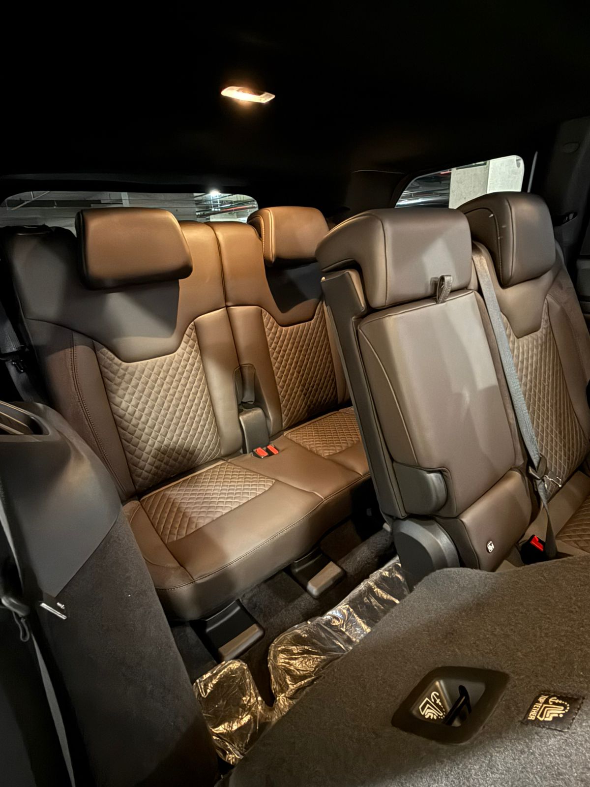 JEEP COMMANDER OVERLAND 1.3TURBO FLEX T270 AUT *BLINDADO NÍVEL III-A* - 2022/2022 com apenas 22.000KM - Image 13