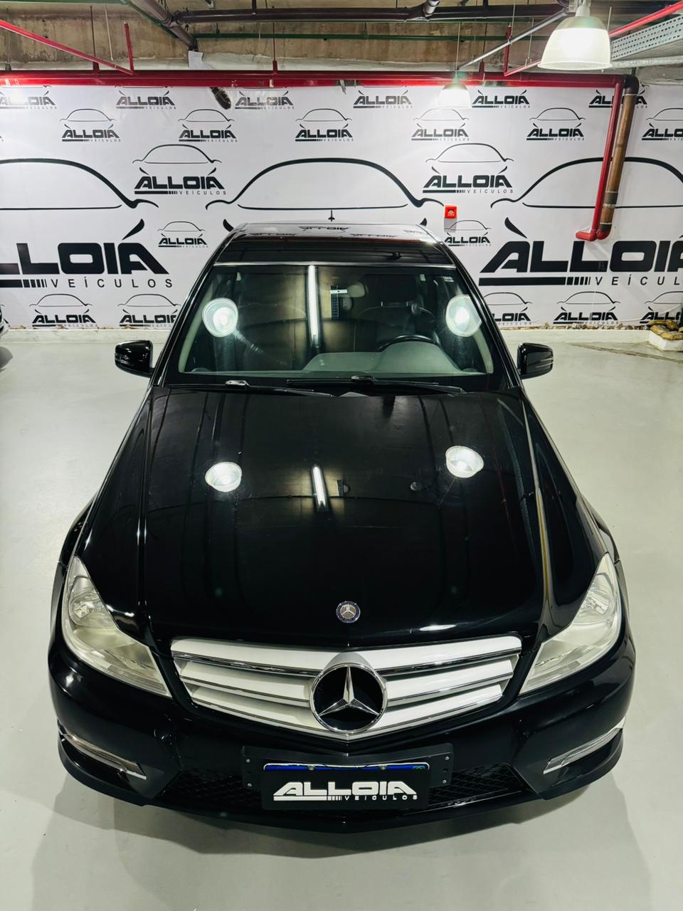 MERCEDES C180 SPORT 1.6TURBO AUT - 2013/2013 com 132.000KM - Image 2