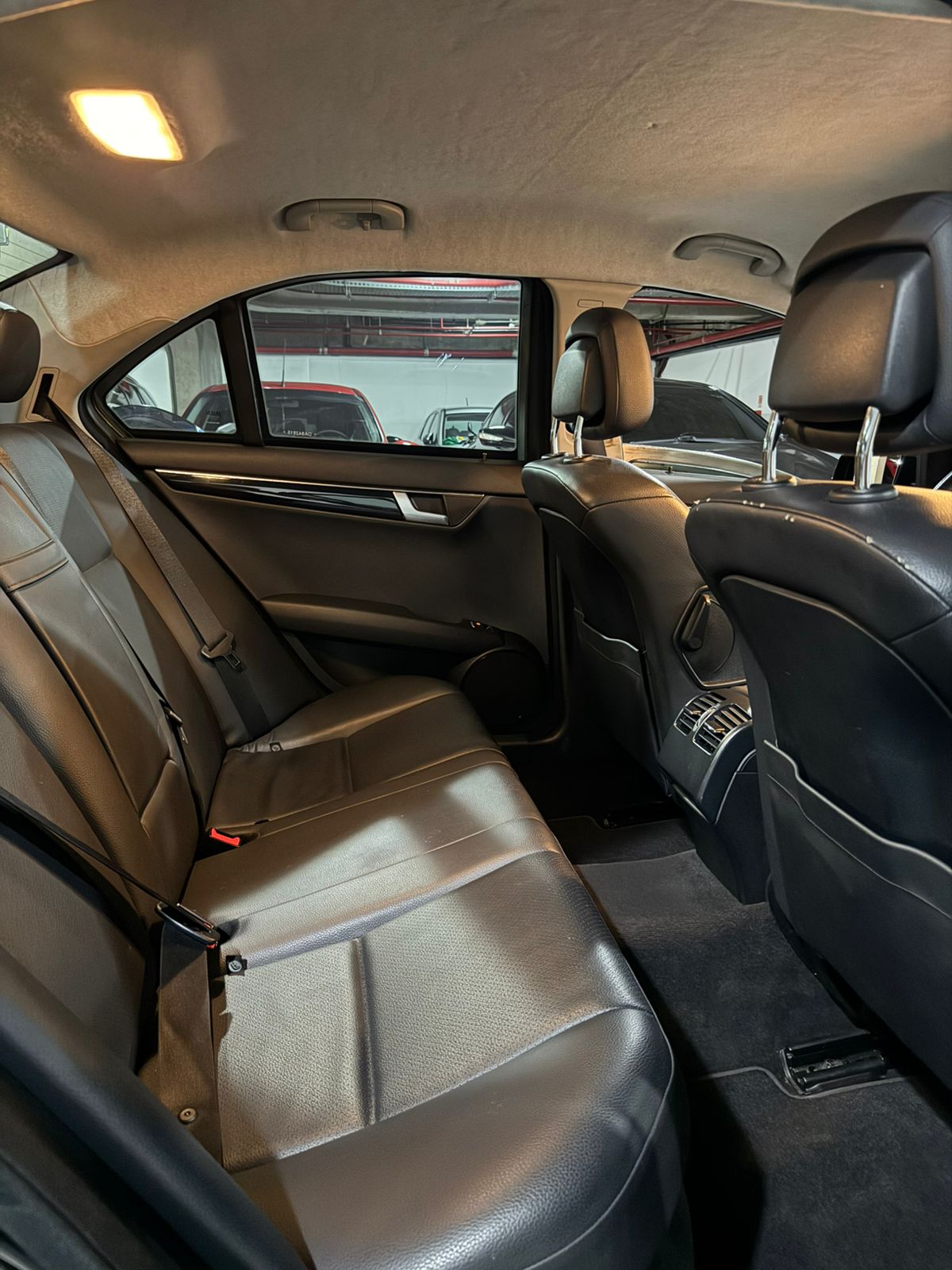 MERCEDES C180 SPORT 1.6TURBO AUT - 2013/2013 com 132.000KM - Image 13