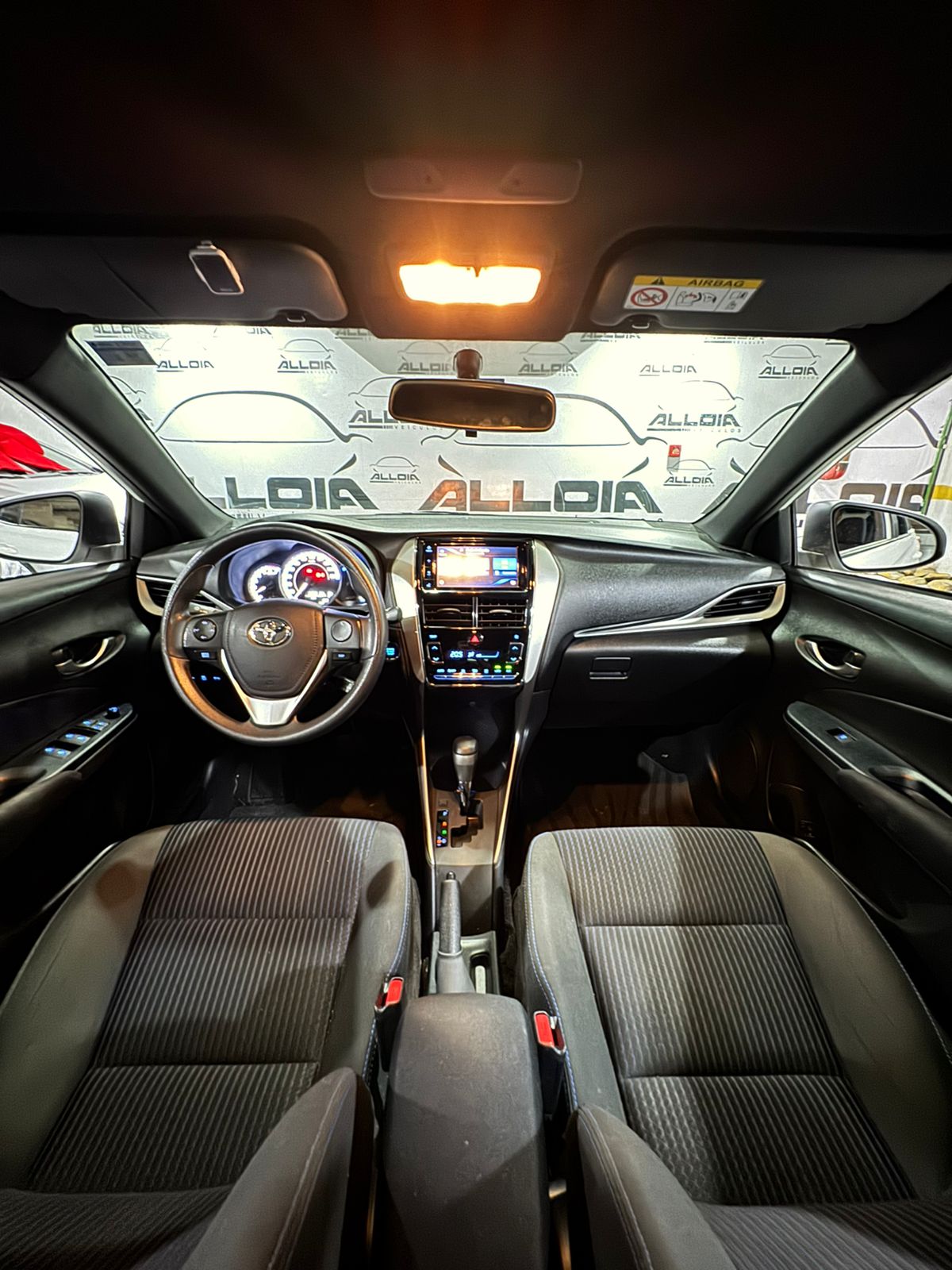 TOYOTA YARIS HATCH XL PLUS CONNECT 1.5FLEX AUTOMÁTICO - 2021/2022 com 102.000KM - Image 7