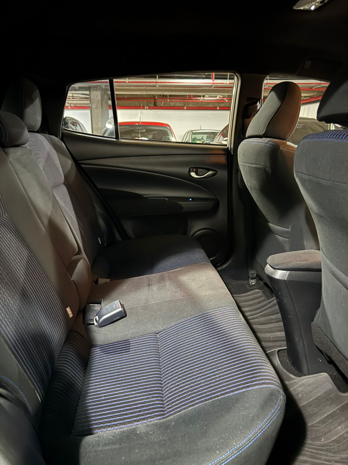 TOYOTA YARIS HATCH XL PLUS CONNECT 1.5FLEX AUTOMÁTICO - 2021/2022 com 102.000KM - Image 12