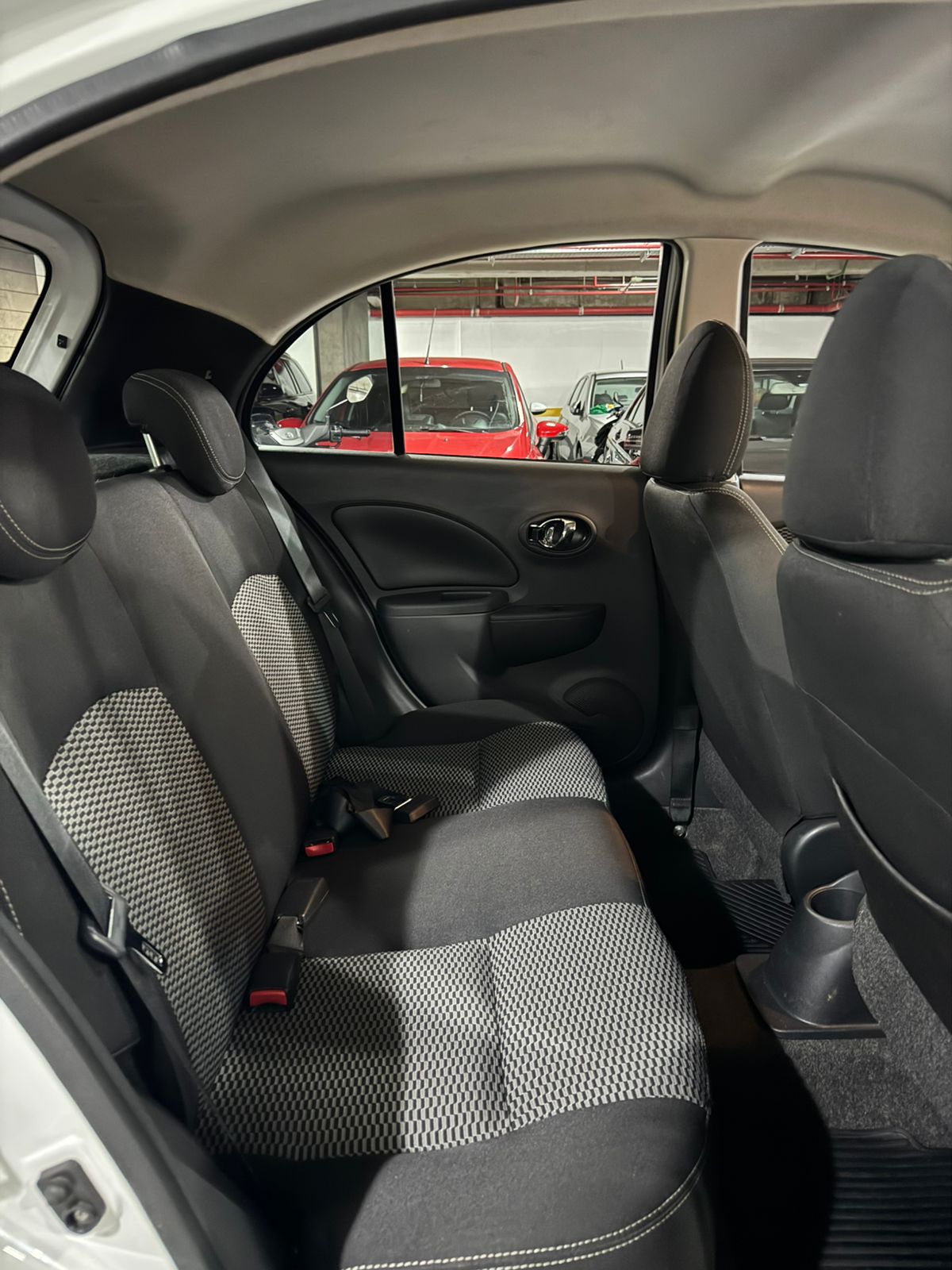 NISSAN MARCH SV 1.6FLEX - 2018/2019 com 58.000KM - Image 11