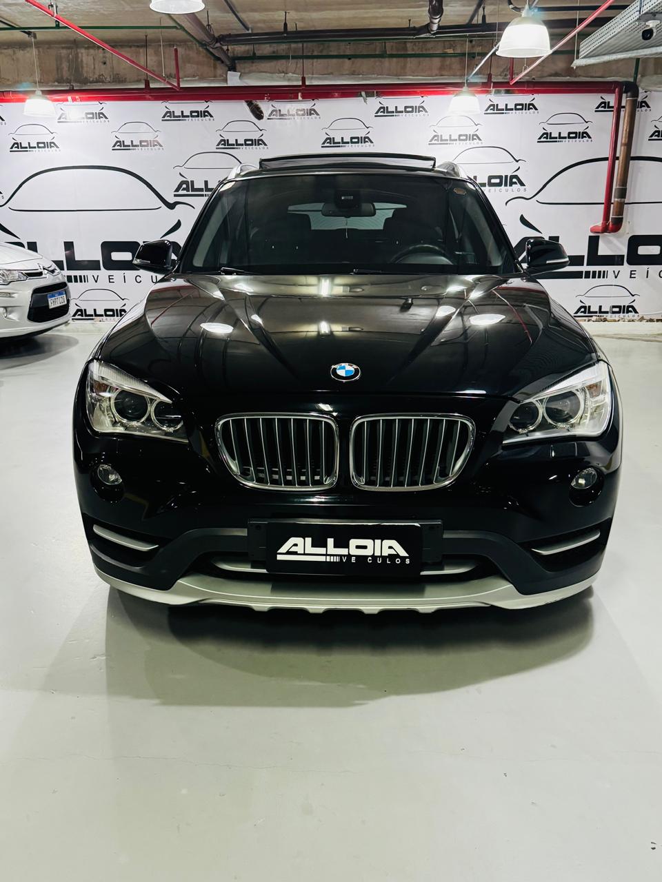 BMW X1 SDRIVE20I 2.0TURBO AUT *BLINDADO NÍVEL III-A* - 2014/2015 com apenas 85.000KM - Imagem 2