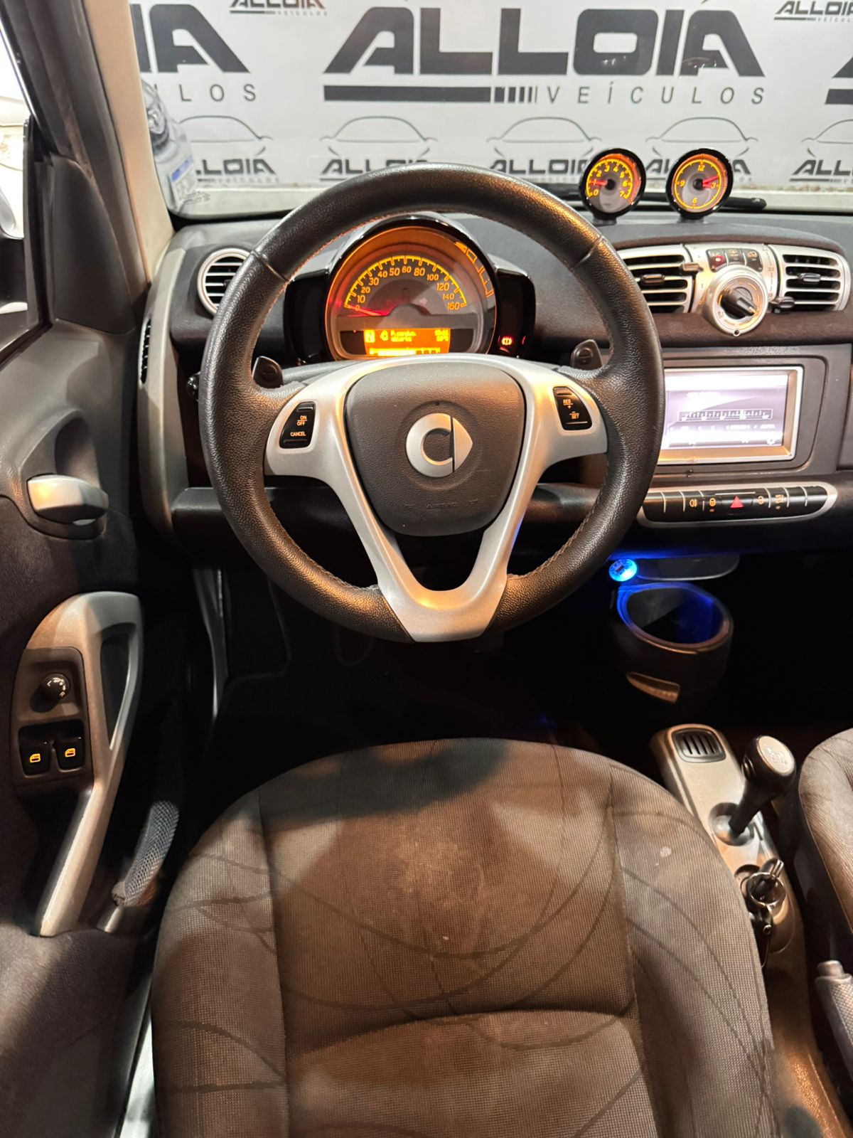 SMART FORTWO COUPÉ 1.0TURBO AUTOMÁTICO - 2013/2013 com 90.500KM - Image 9