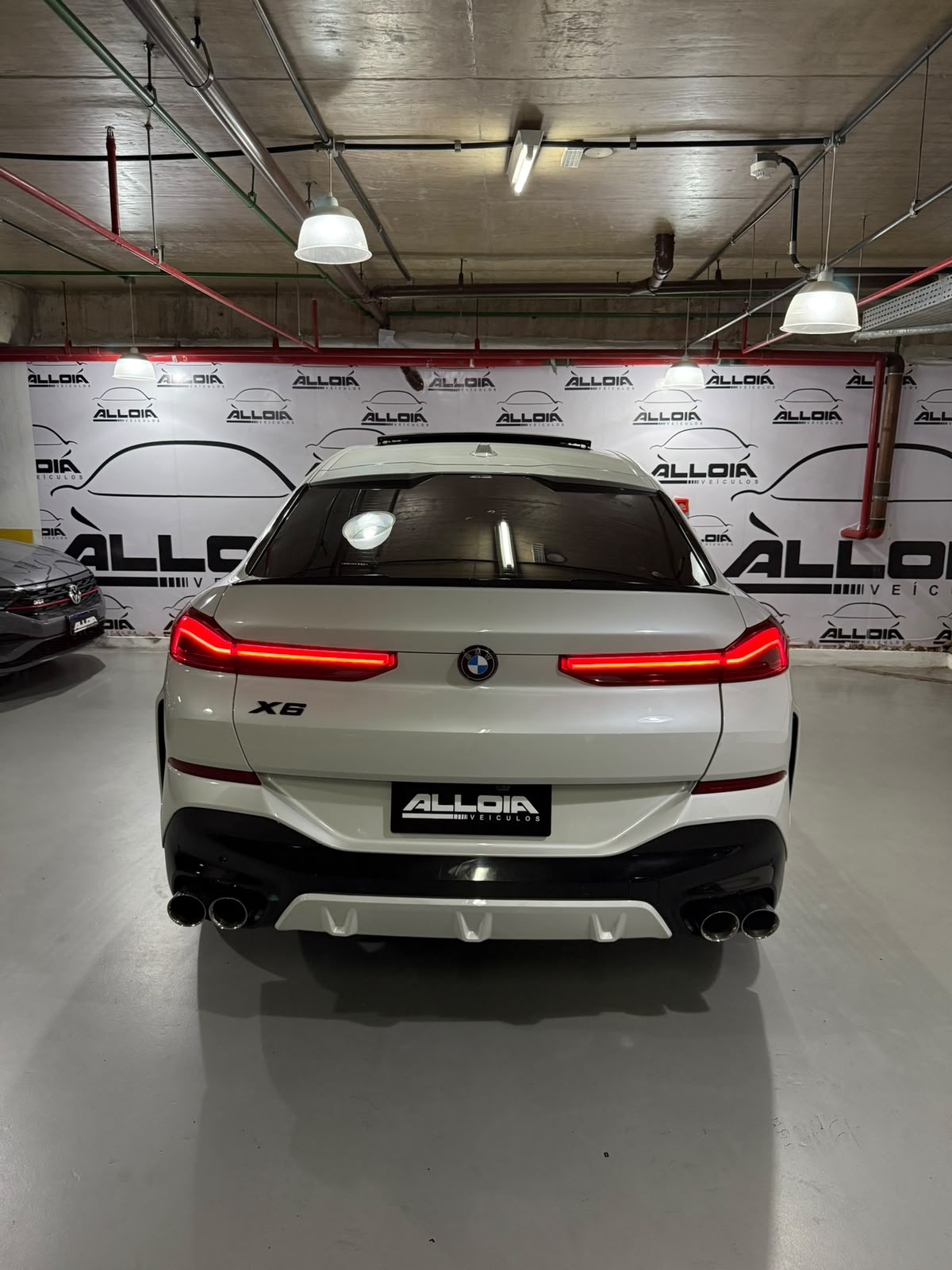 BMW X6 XDRIVE 40i M SPORT 3.0BI-TURBO HÍBRIDO AUT - 2023/2024 com 35.000KM - Imagem 5