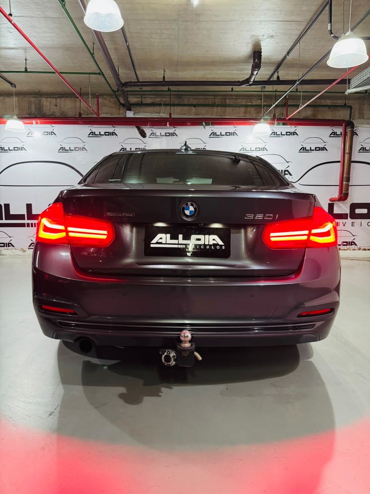 BMW 320i SPORT ACTIVE FLEX 2.OTURBO AUT - 2016/2016 com 126.000KM - Imagem 5