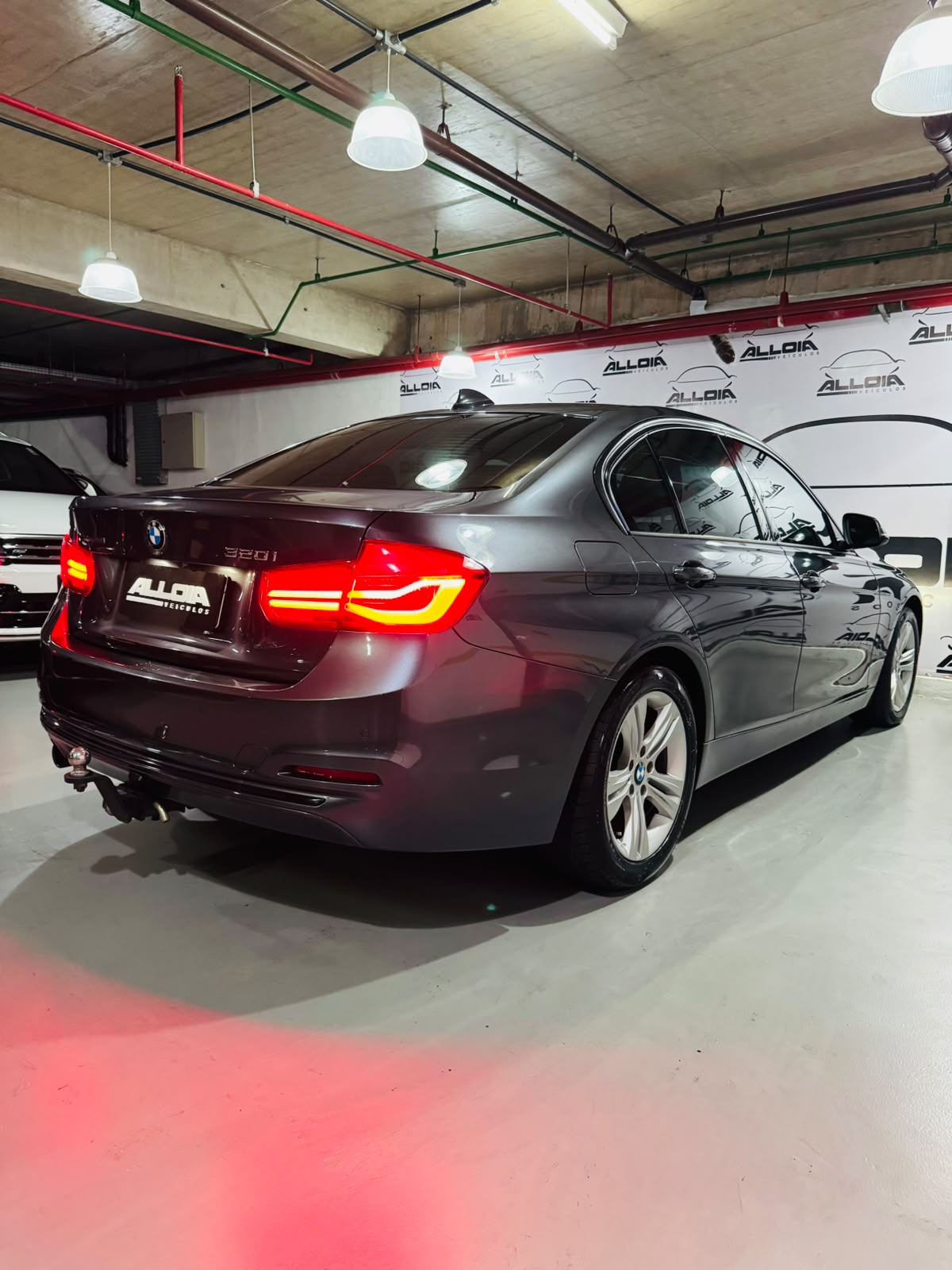 BMW 320i SPORT ACTIVE FLEX 2.OTURBO AUT - 2016/2016 com 126.000KM - Imagem 6