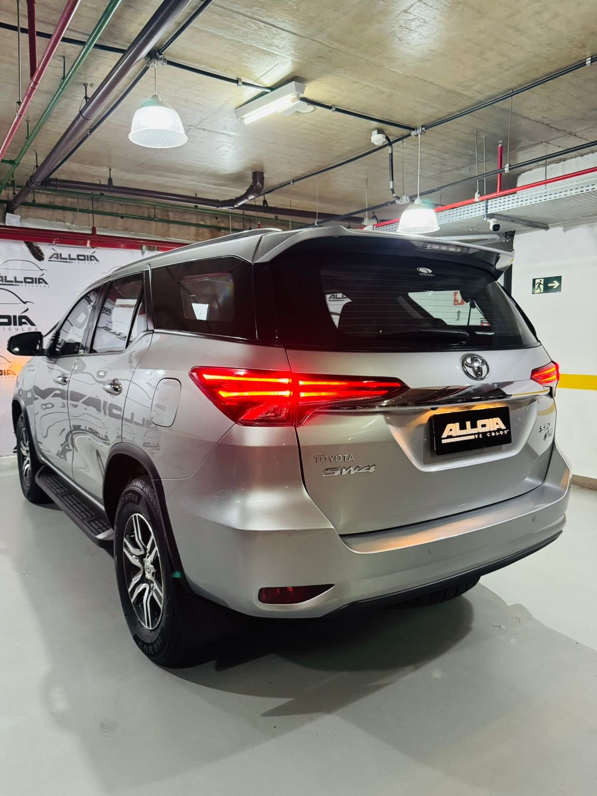 TOYOTA HILUX SW4 SRV 2.7FLEX AUT 07 LUGARES *BLINDADA NÍVEL III-A* - 2018/2019 com apenas 76.000KM - Imagem 4
