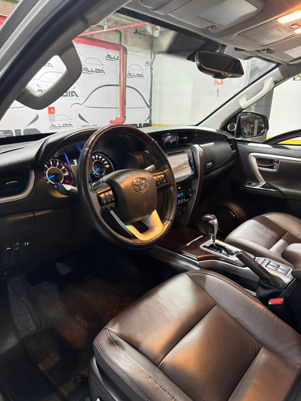 TOYOTA HILUX SW4 SRV 2.7FLEX AUT 07 LUGARES *BLINDADA NÍVEL III-A* - 2018/2019 com apenas 76.000KM - Imagem 8
