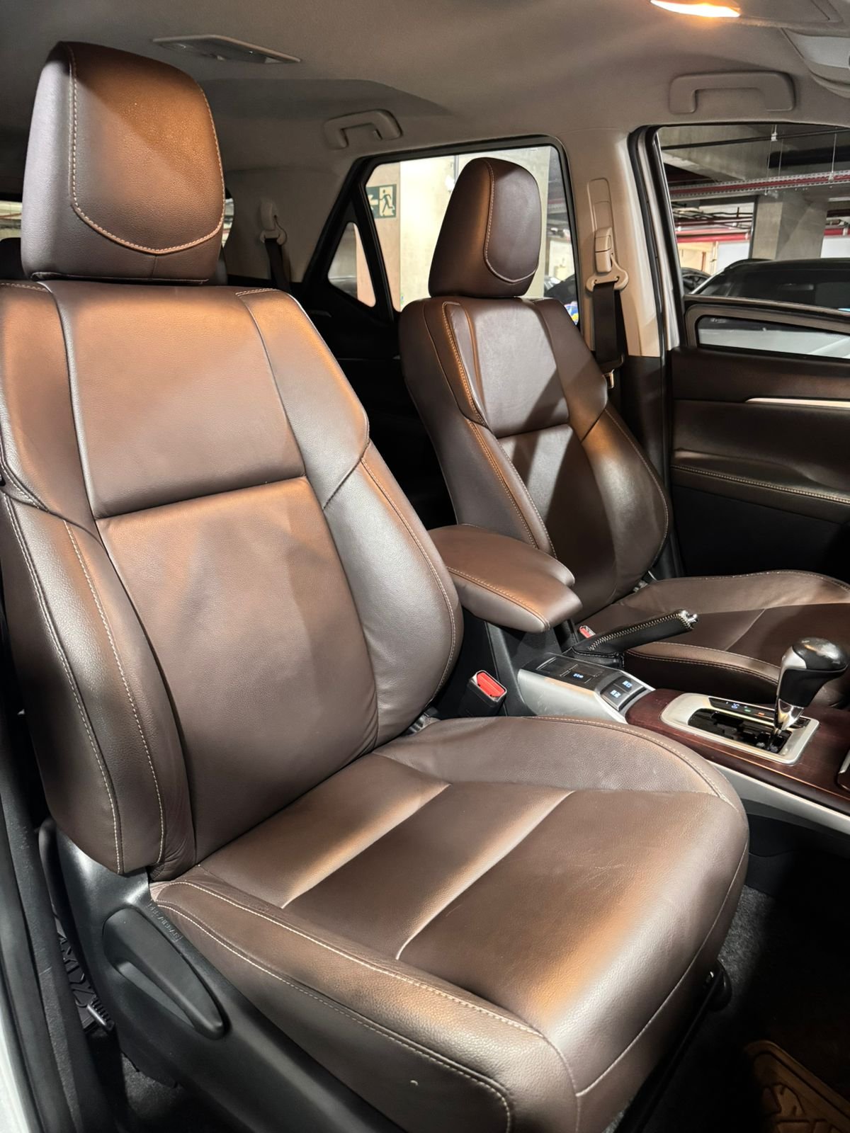 TOYOTA HILUX SW4 SRV 2.7FLEX AUT 07 LUGARES *BLINDADA NÍVEL III-A* - 2018/2019 com apenas 76.000KM - Imagem 10