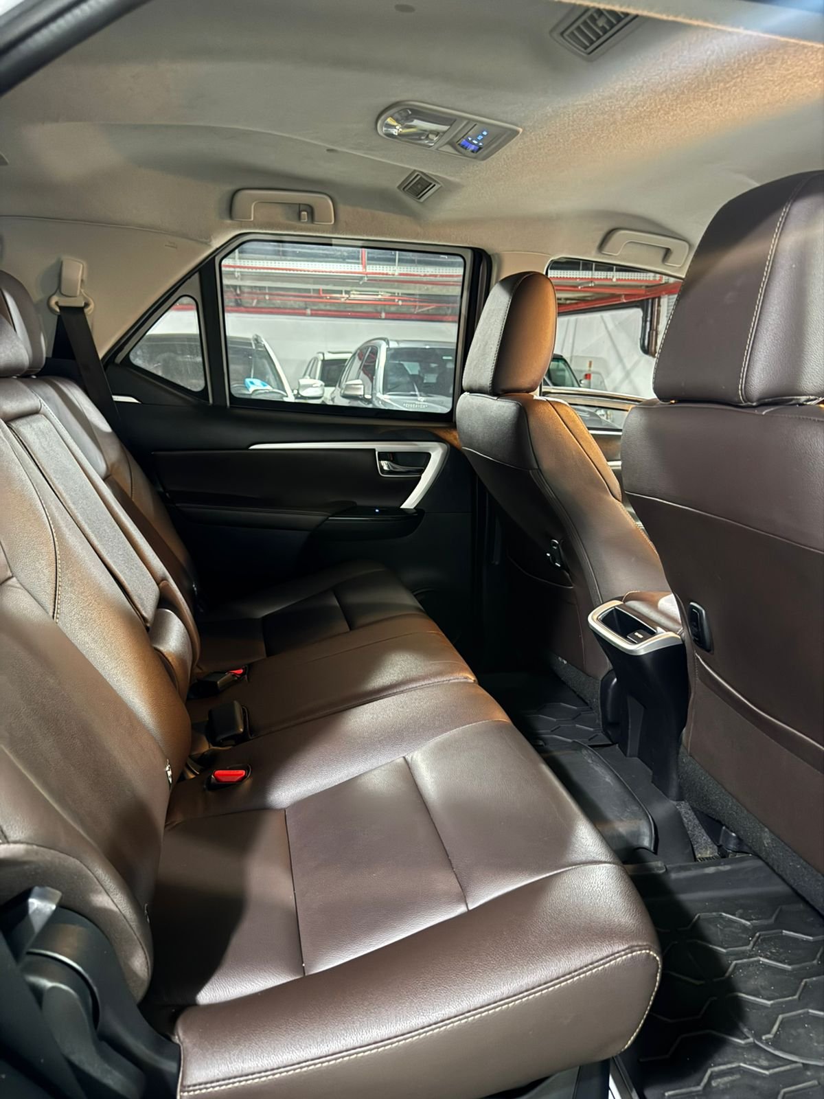 TOYOTA HILUX SW4 SRV 2.7FLEX AUT 07 LUGARES *BLINDADA NÍVEL III-A* - 2018/2019 com apenas 76.000KM - Imagem 11